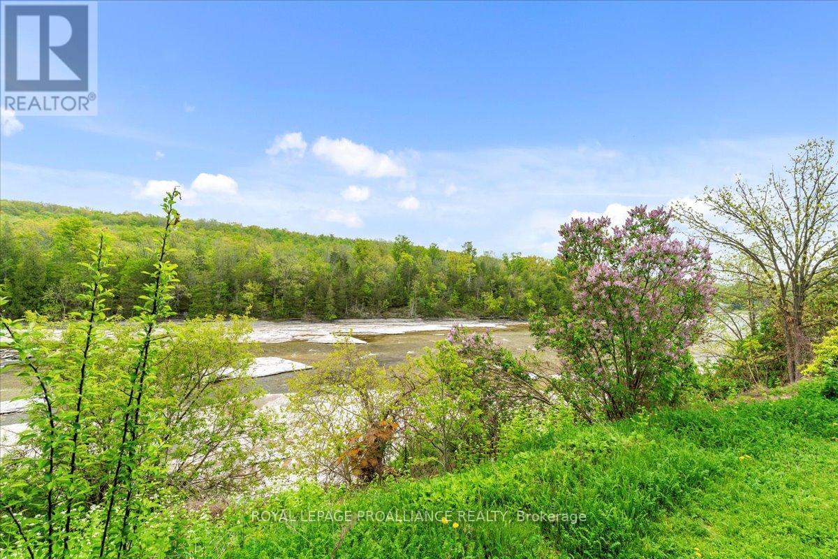 5 Tanner Road, Trent Hills (Campbellford), Ontario  K0L 1L0 - Photo 37 - X12166651