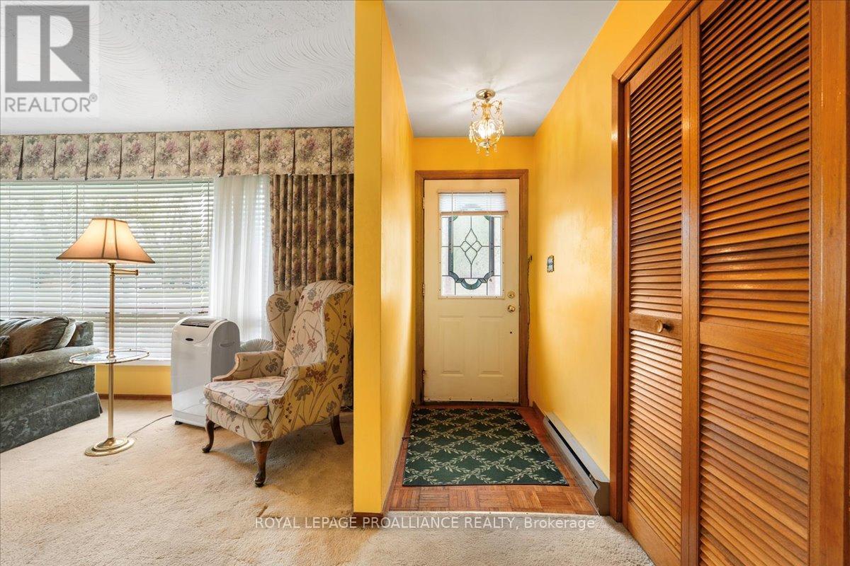 5 Tanner Road, Trent Hills (Campbellford), Ontario  K0L 1L0 - Photo 7 - X12166651