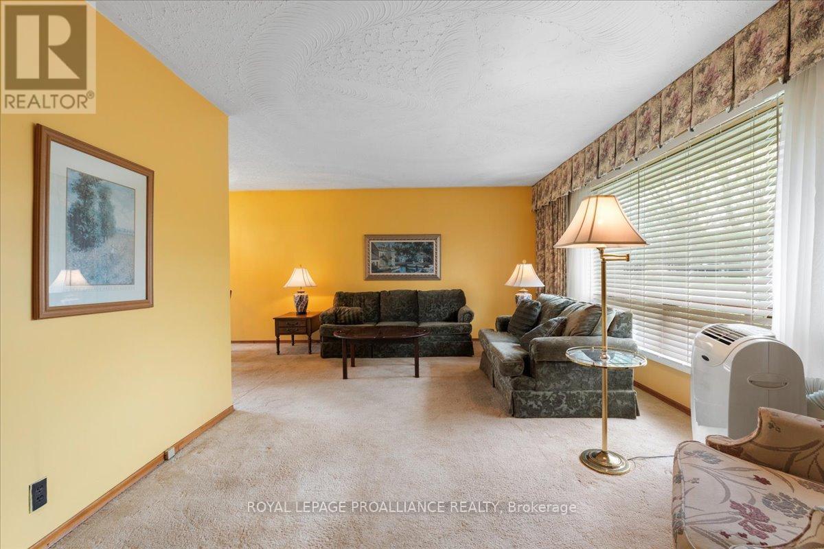 5 Tanner Road, Trent Hills (Campbellford), Ontario  K0L 1L0 - Photo 8 - X12166651