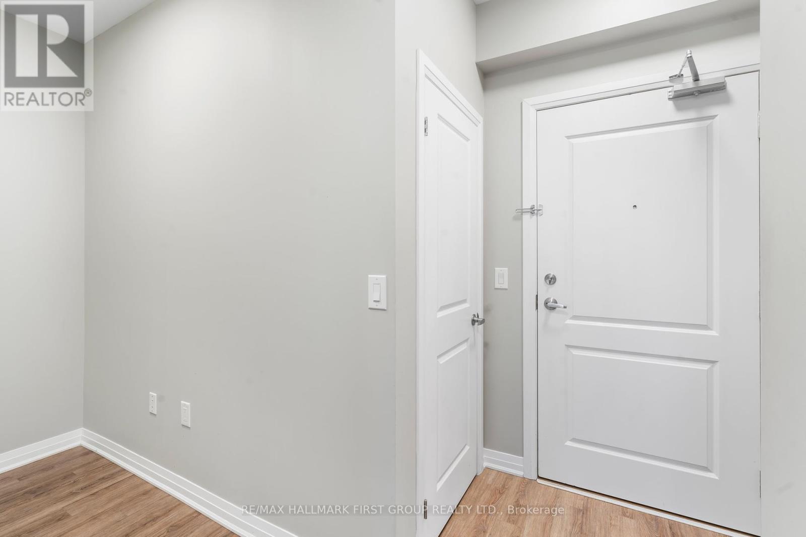 315 - 65 Shipway Avenue, Clarington (Newcastle), Ontario  L1B 0W2 - Photo 5 - E12166607