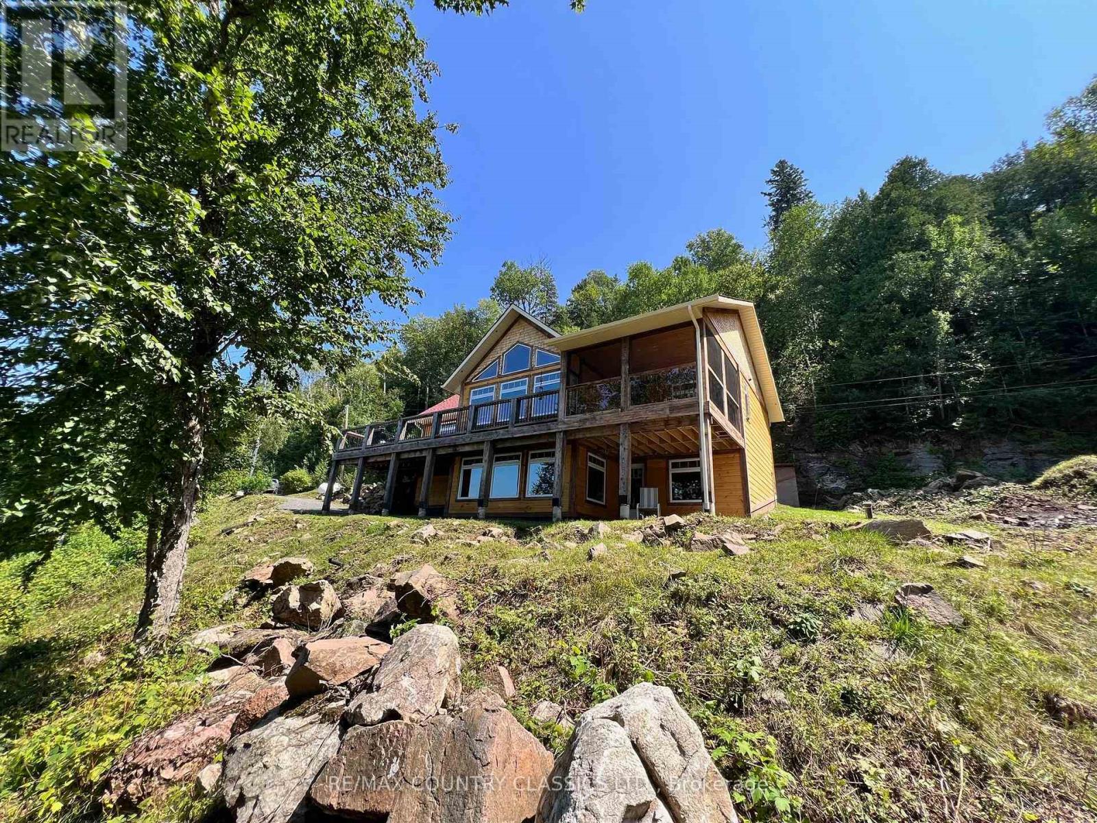 518 Duncan Lane, Hastings Highlands (Herschel Ward), Ontario  K0L 1C0 - Photo 2 - X12166871