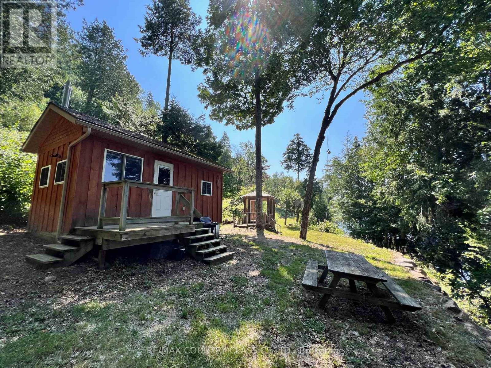 518 Duncan Lane, Hastings Highlands (Herschel Ward), Ontario  K0L 1C0 - Photo 39 - X12166871