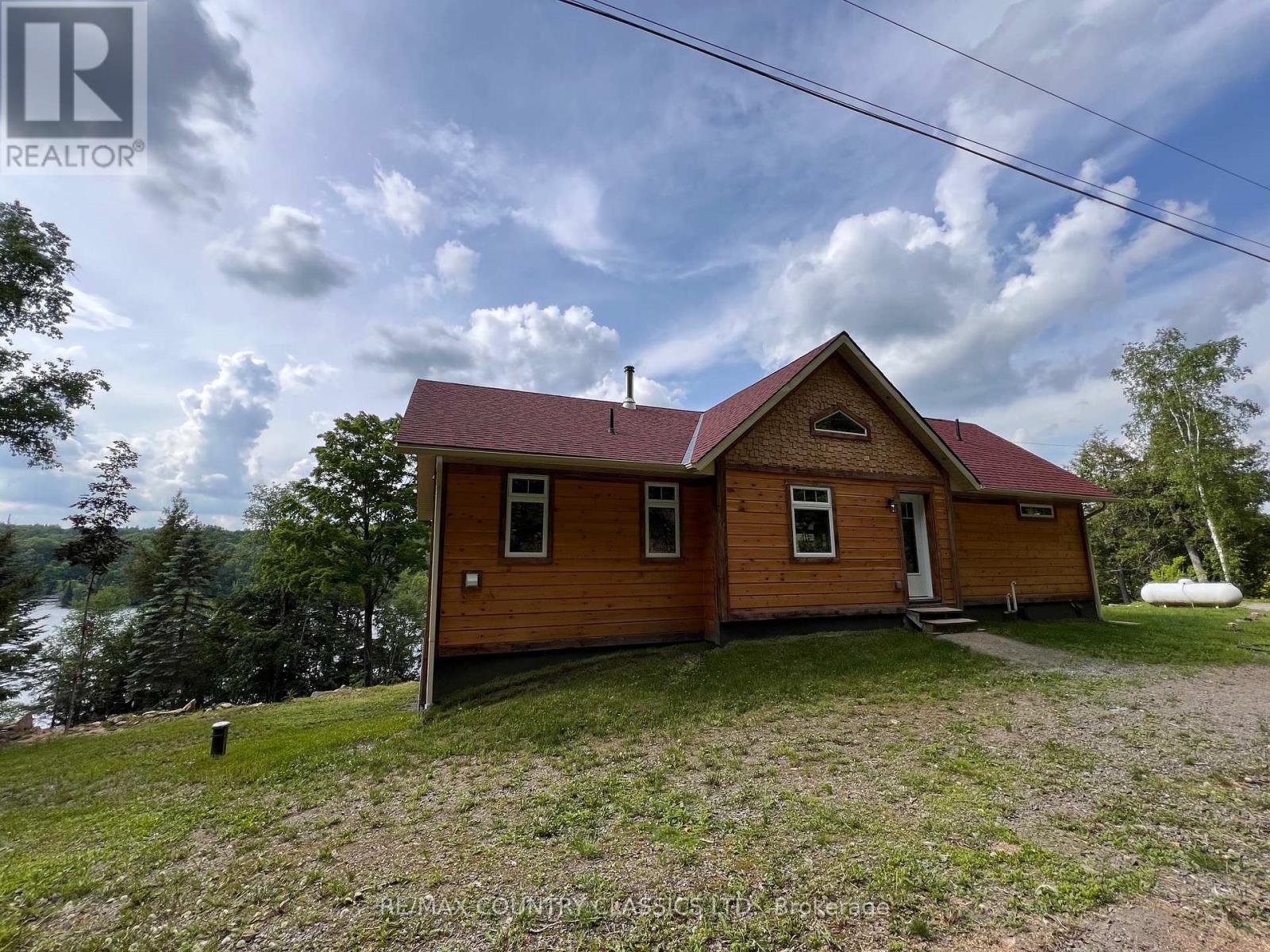 518 Duncan Lane, Hastings Highlands (Herschel Ward), Ontario  K0L 1C0 - Photo 8 - X12166871
