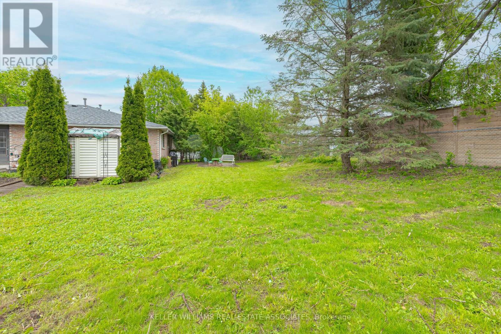 15 Lloyd Place, Kawartha Lakes (Lindsay), Ontario  K9V 5C1 - Photo 26 - X12167275