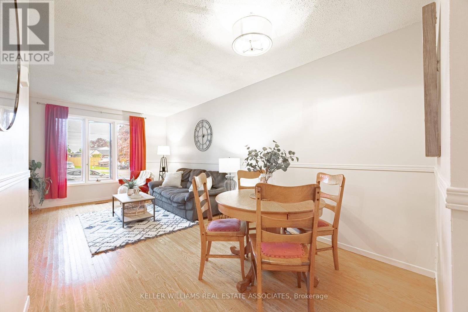15 Lloyd Place, Kawartha Lakes (Lindsay), Ontario  K9V 5C1 - Photo 7 - X12167275