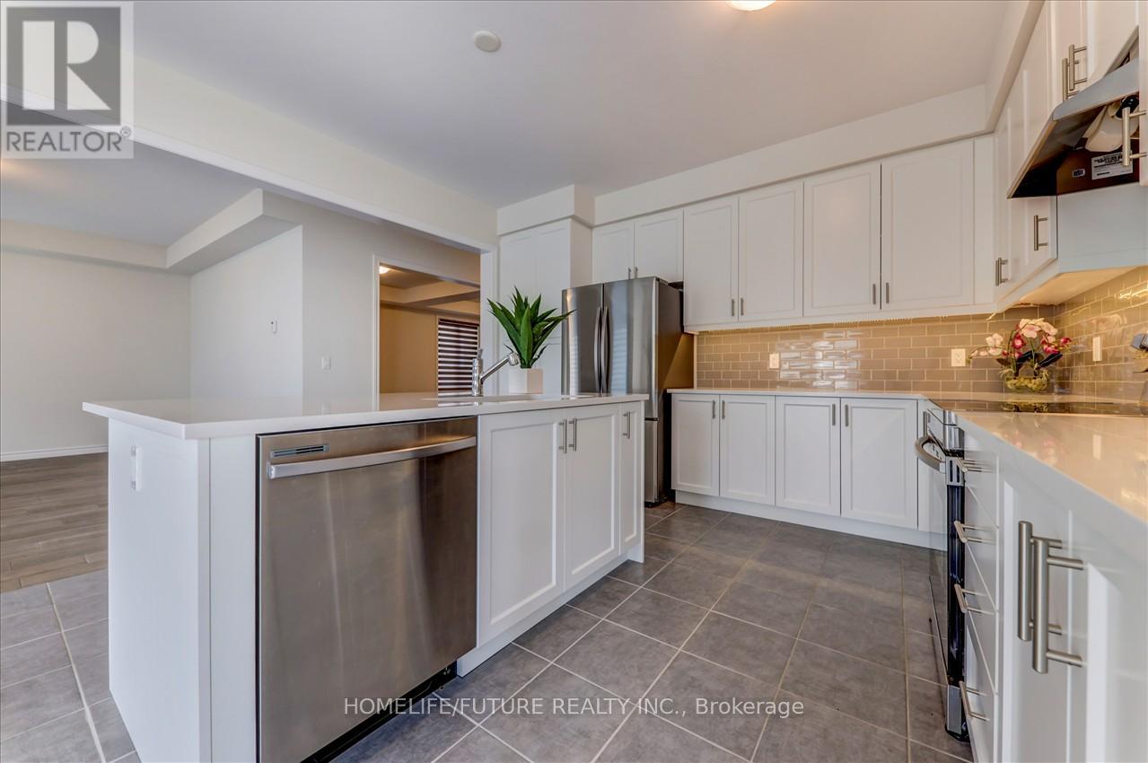 239 O'neil Street, Peterborough North (North), Ontario  K9K 0H8 - Photo 12 - X12167707