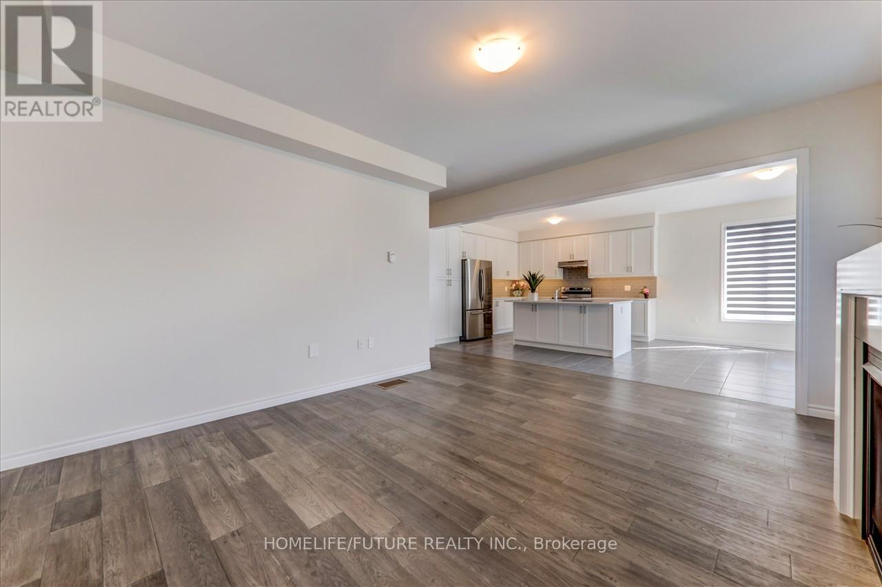 239 O'neil Street, Peterborough North (North), Ontario  K9K 0H8 - Photo 16 - X12167707