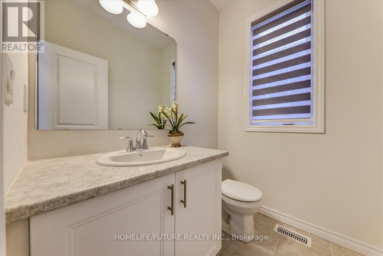 239 O'neil Street, Peterborough North (North), Ontario  K9K 0H8 - Photo 6 - X12167707