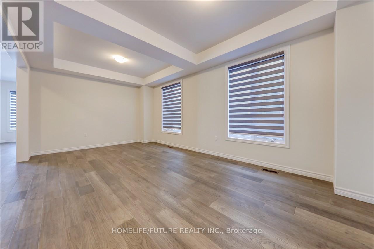 239 O'neil Street, Peterborough North (North), Ontario  K9K 0H8 - Photo 7 - X12167707