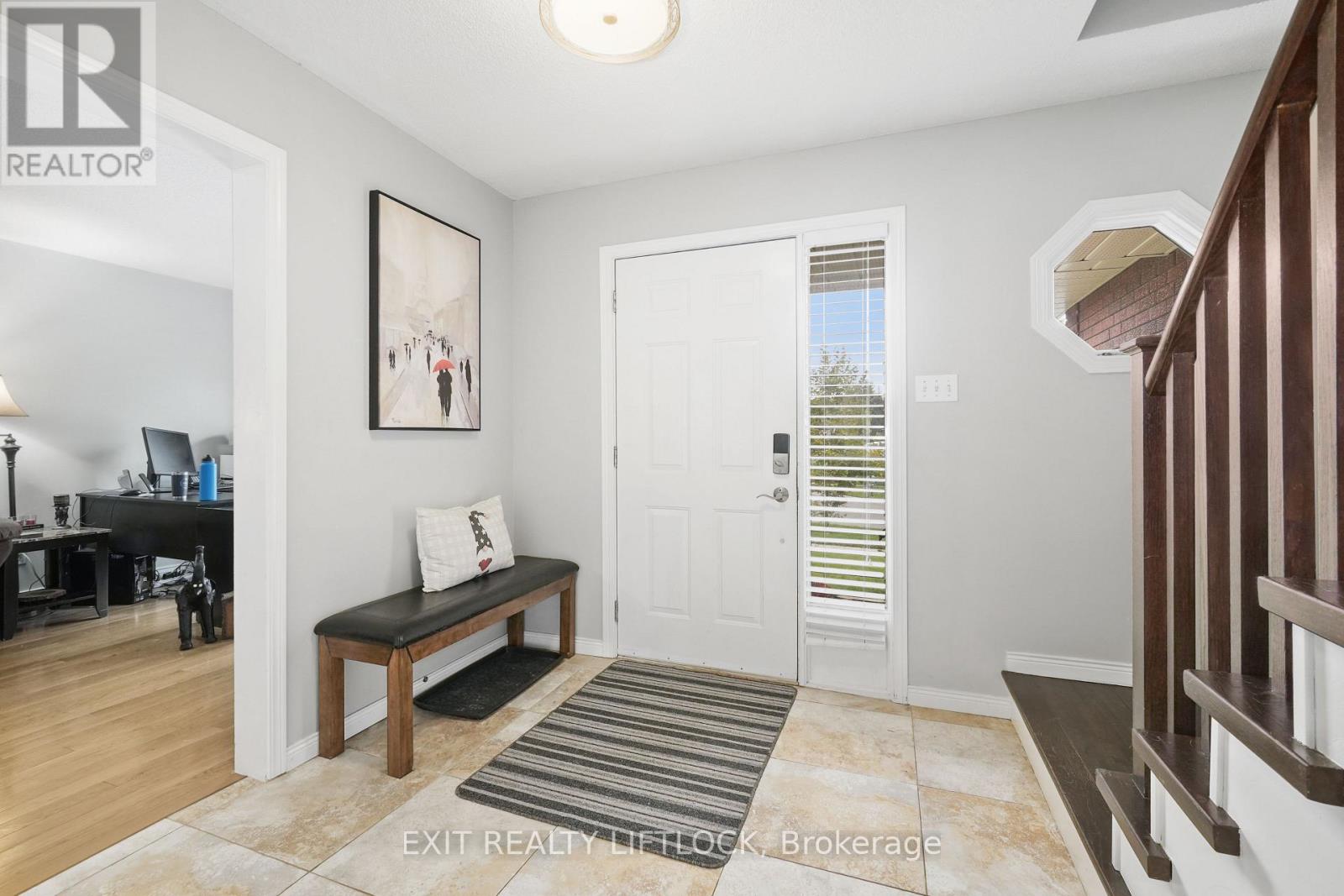 1357 Hetherington Drive, Peterborough North (University Heights), Ontario  K9L 1X5 - Photo 12 - X12168194