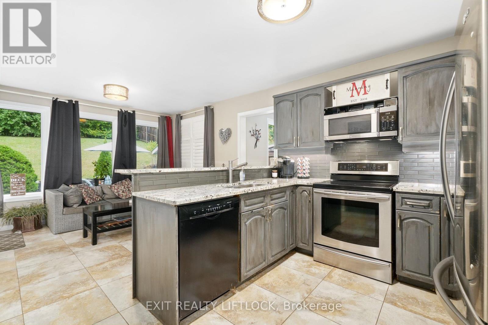 1357 Hetherington Drive, Peterborough North (University Heights), Ontario  K9L 1X5 - Photo 21 - X12168194