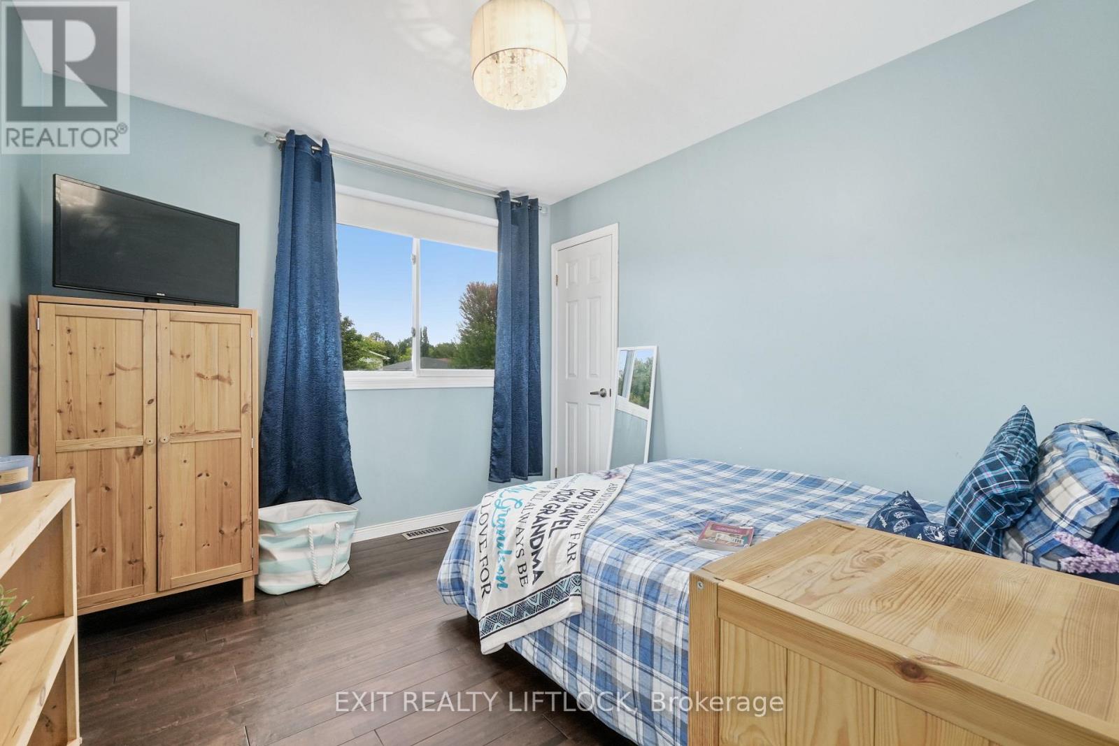 1357 Hetherington Drive, Peterborough North (University Heights), Ontario  K9L 1X5 - Photo 30 - X12168194