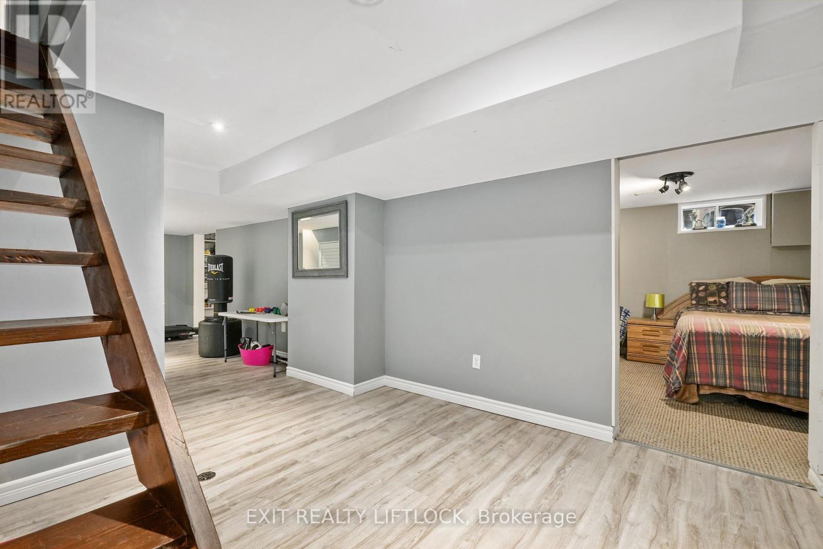 1357 Hetherington Drive, Peterborough North (University Heights), Ontario  K9L 1X5 - Photo 31 - X12168194