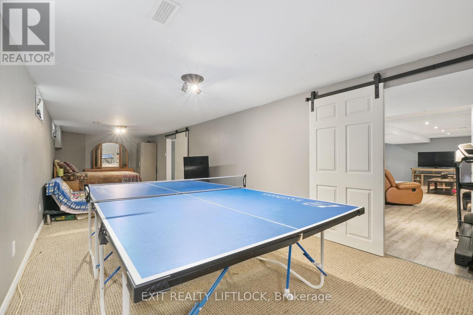 1357 Hetherington Drive, Peterborough North (University Heights), Ontario  K9L 1X5 - Photo 32 - X12168194
