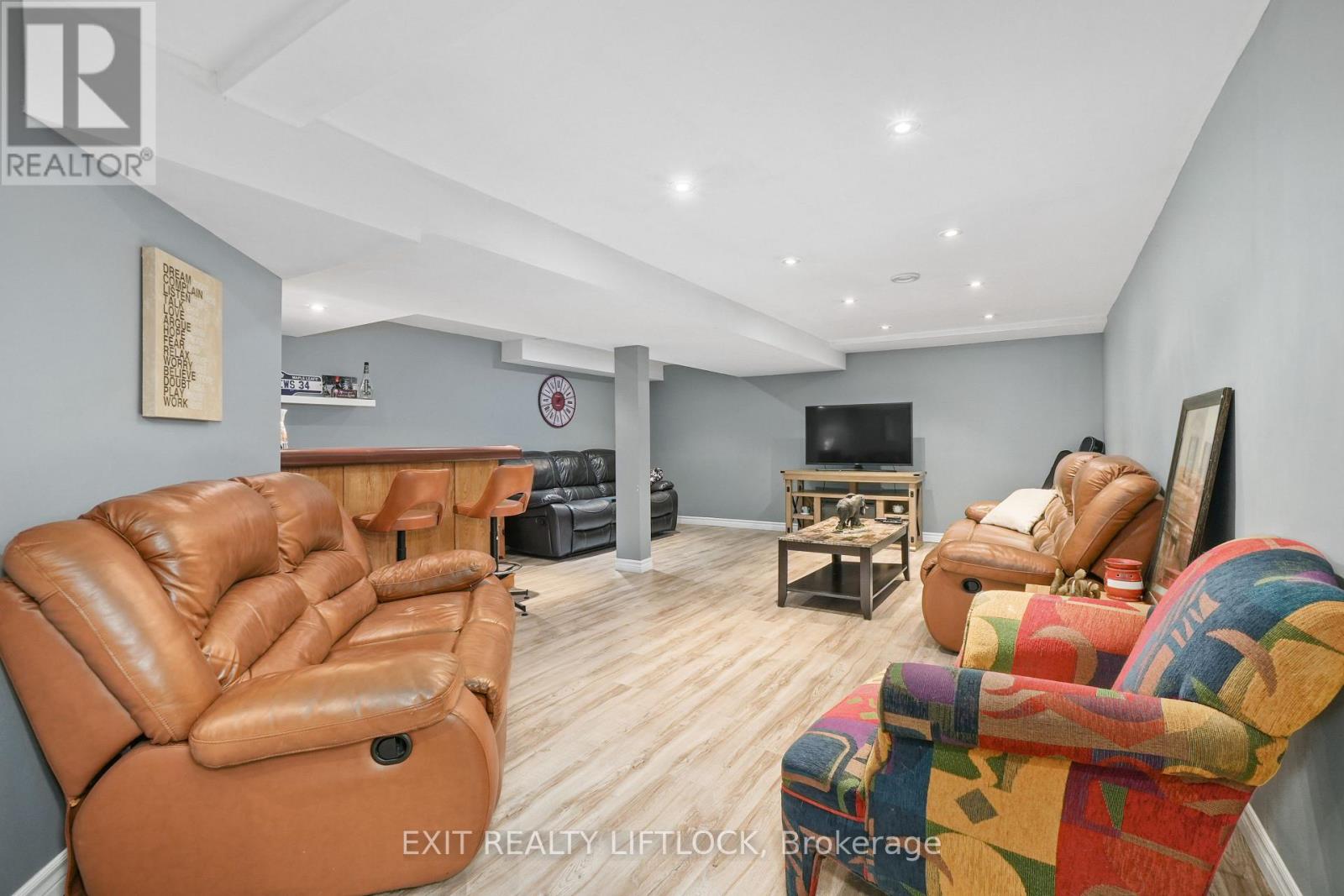1357 Hetherington Drive, Peterborough North (University Heights), Ontario  K9L 1X5 - Photo 33 - X12168194
