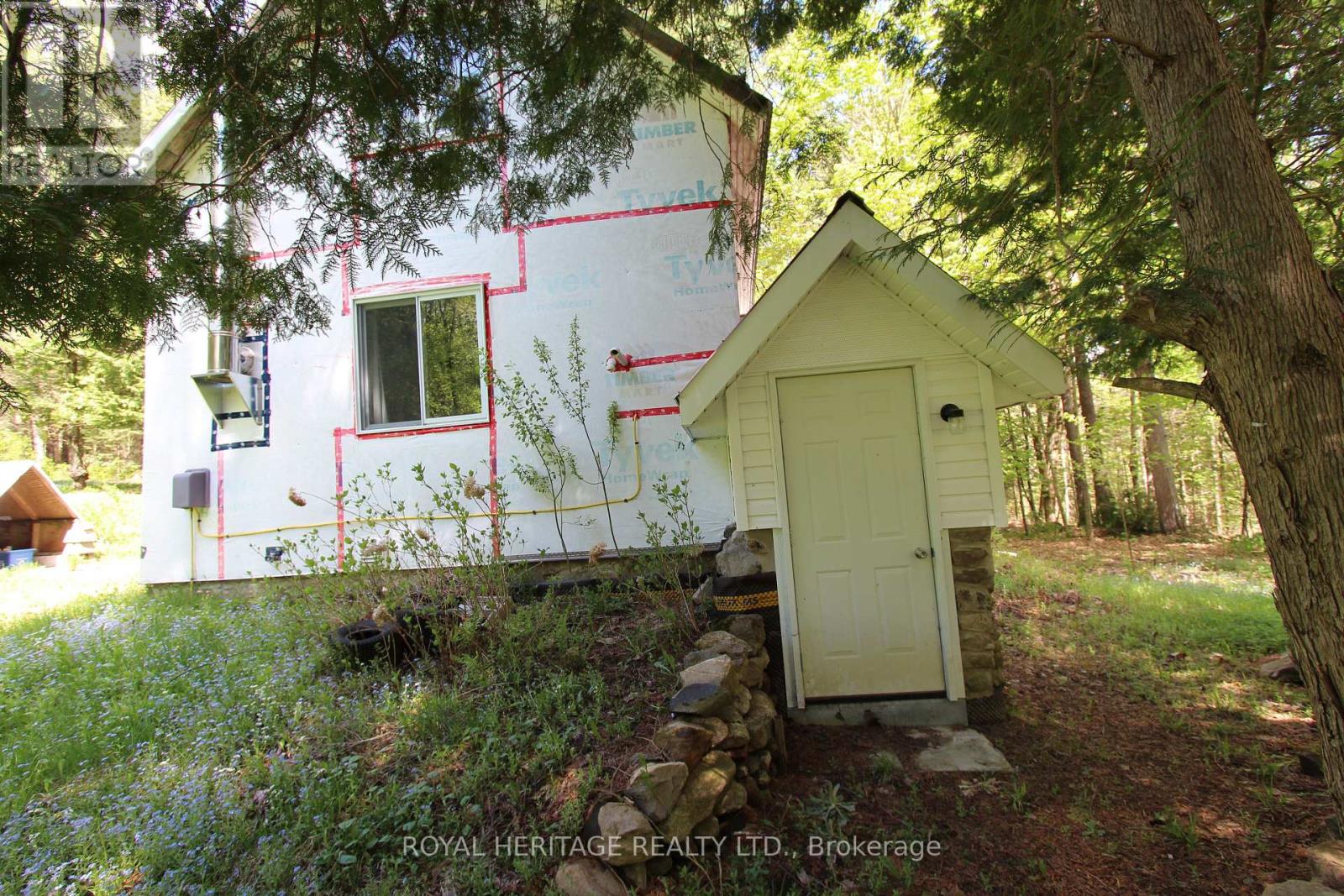 1059 Tortoise Drive, Highlands East (Monmouth), Ontario  K0L 3C0 - Photo 7 - X12168331
