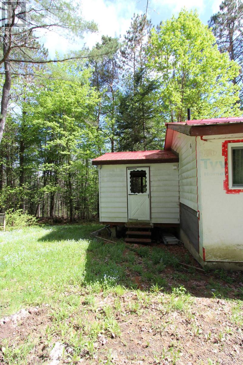 1059 Tortoise Drive, Highlands East (Monmouth), Ontario  K0L 3C0 - Photo 9 - X12168331