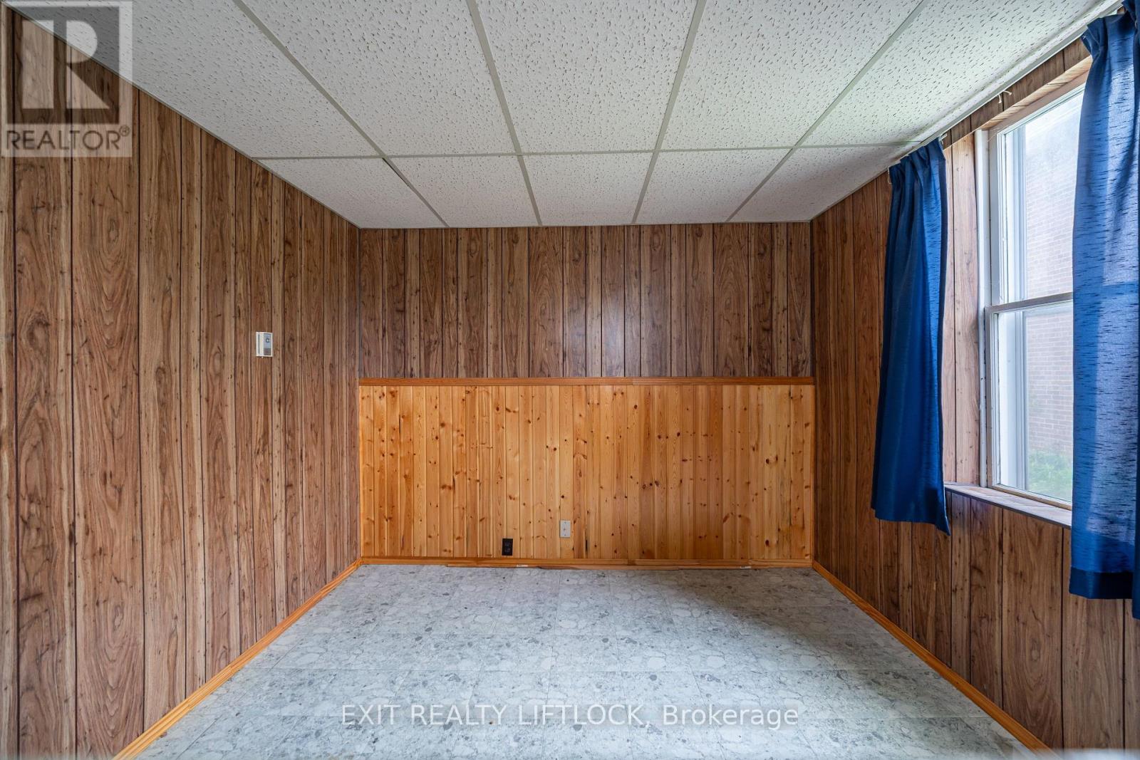 25 King Street W, Kawartha Lakes (Omemee), Ontario  K0L 2W0 - Photo 13 - X12168332