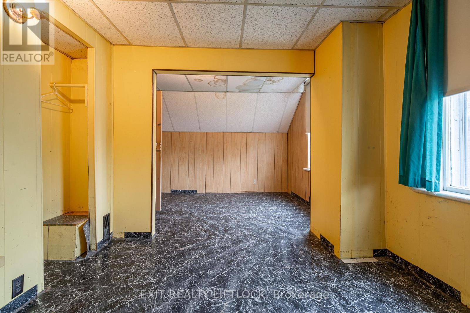 25 King Street W, Kawartha Lakes (Omemee), Ontario  K0L 2W0 - Photo 17 - X12168332