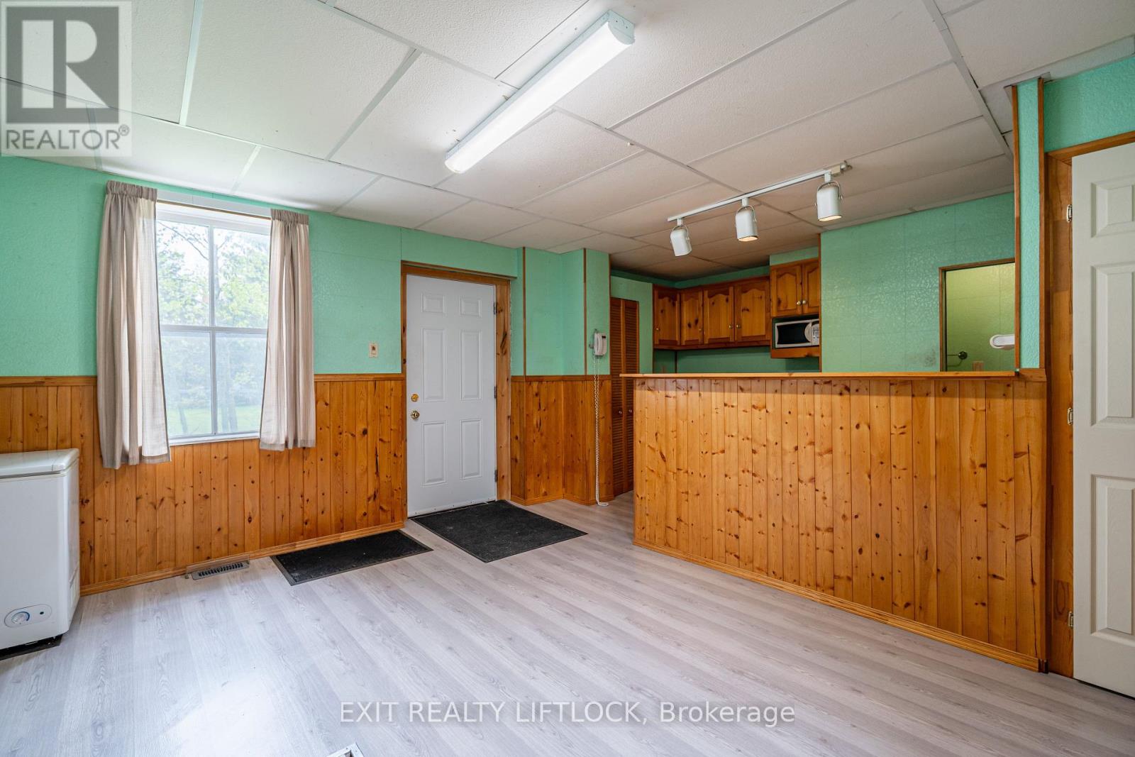 25 King Street W, Kawartha Lakes (Omemee), Ontario  K0L 2W0 - Photo 5 - X12168332
