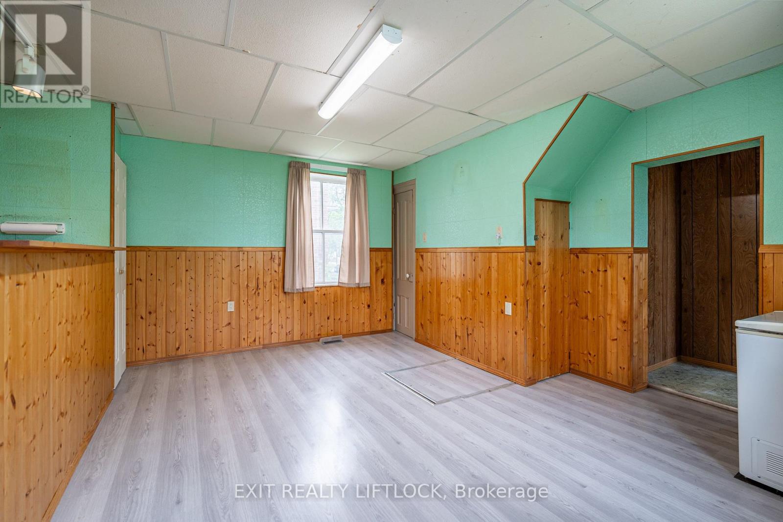 25 King Street W, Kawartha Lakes (Omemee), Ontario  K0L 2W0 - Photo 7 - X12168332