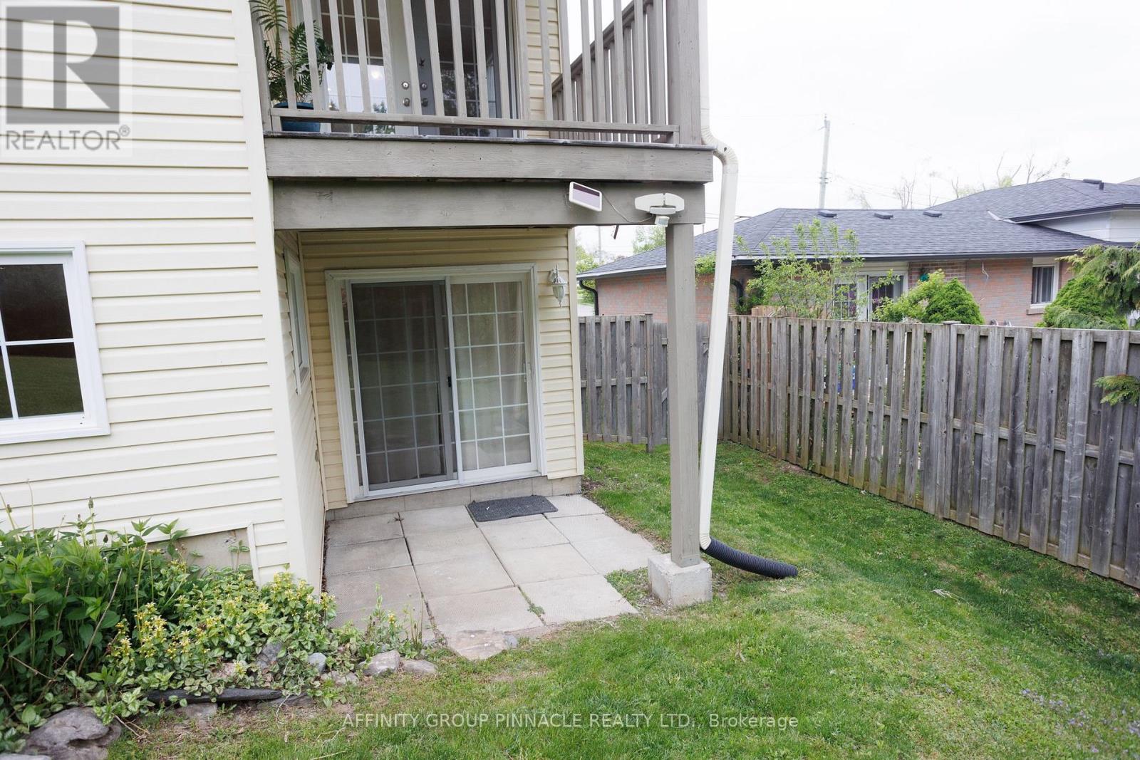 10 Champlain Boulevard, Kawartha Lakes (Lindsay), Ontario  K9V 0H9 - Photo 41 - X12168463
