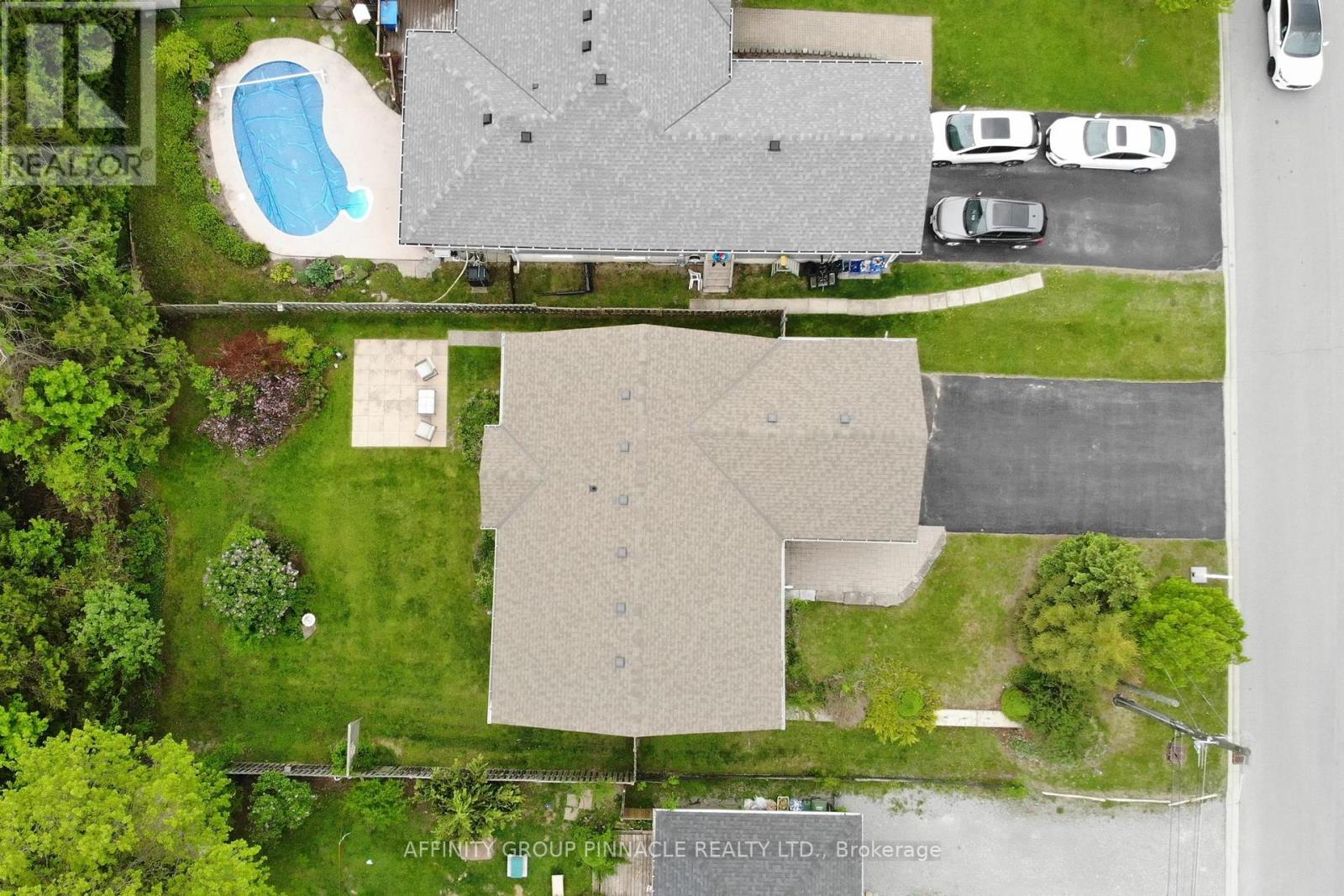 10 Champlain Boulevard, Kawartha Lakes (Lindsay), Ontario  K9V 0H9 - Photo 46 - X12168463