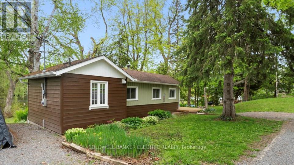 979 Water Street, Douro-Dummer, Ontario  K0L 3A0 - Photo 3 - X12168758