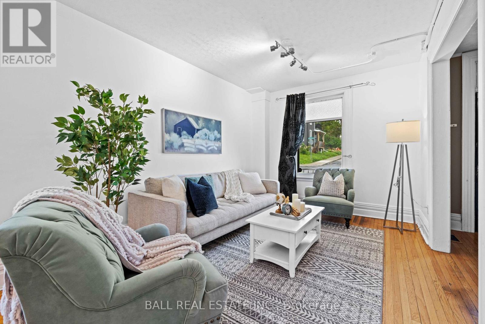78 Mcdonnel Street, Peterborough Central (North), Ontario  K9H 2V7 - Photo 13 - X12168801