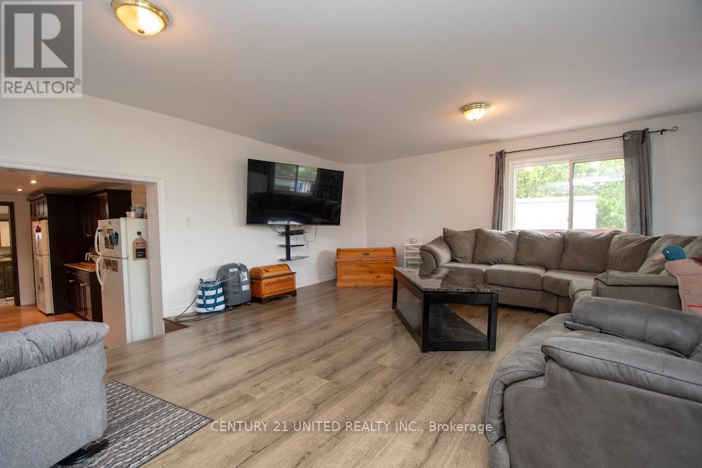 71 Cedar Drive, Trent Hills (Hastings), Ontario  K0L 1Y0 - Photo 10 - X12170289