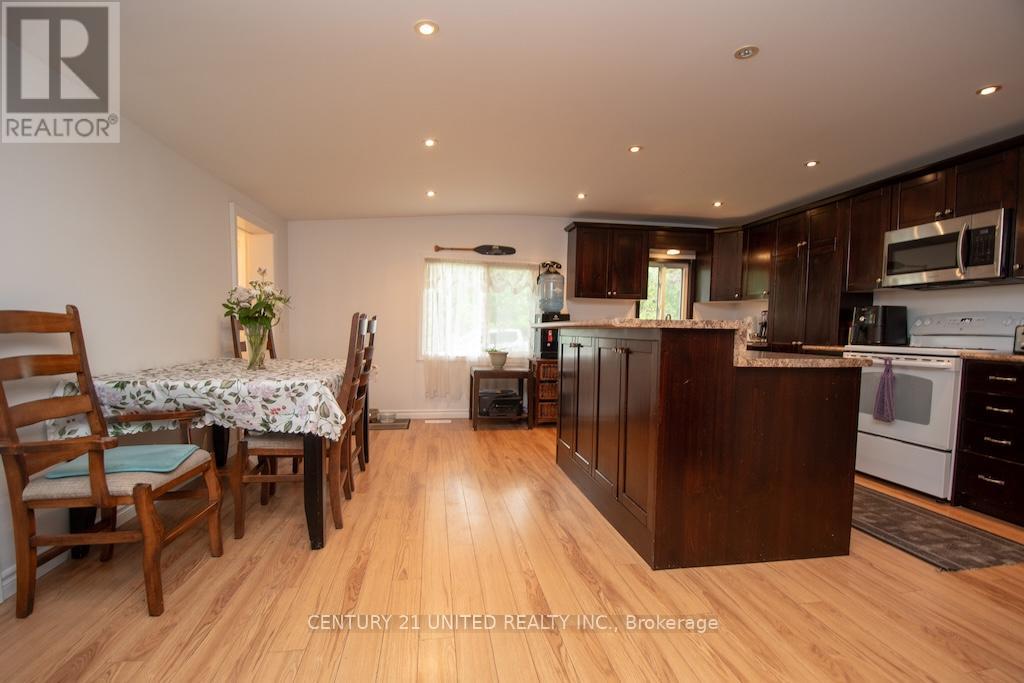 71 Cedar Drive, Trent Hills (Hastings), Ontario  K0L 1Y0 - Photo 12 - X12170289