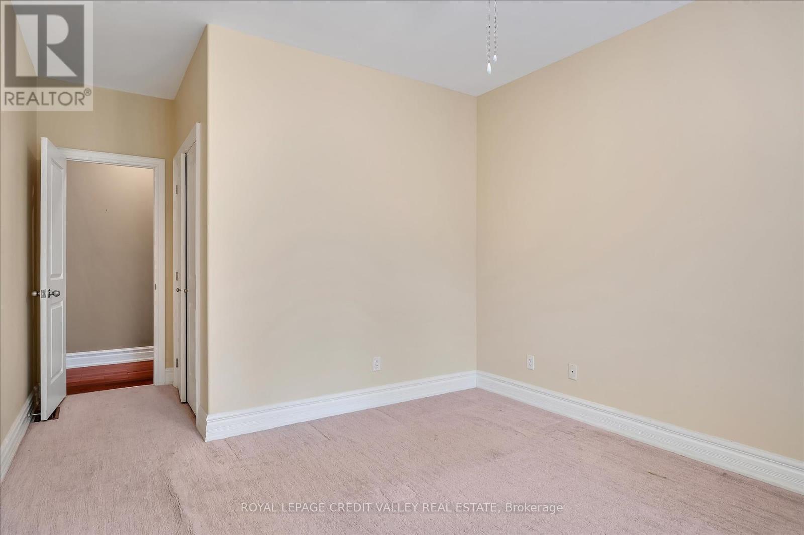 62 Edgewood Road, Peterborough West (North), Ontario  K9J 6V8 - Photo 25 - X12170459
