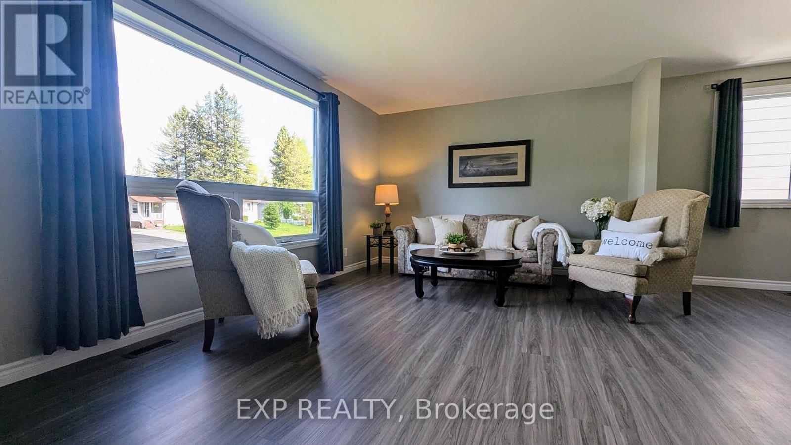 42 Larch Street, Highlands East (Bicroft Ward), Ontario  K0L 1M0 - Photo 11 - X12170756