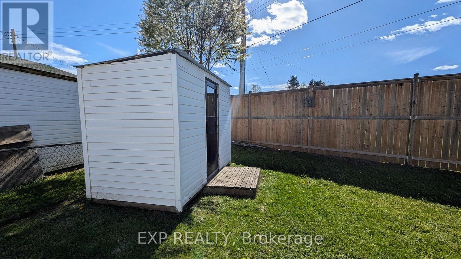 42 Larch Street, Highlands East (Bicroft Ward), Ontario  K0L 1M0 - Photo 39 - X12170756
