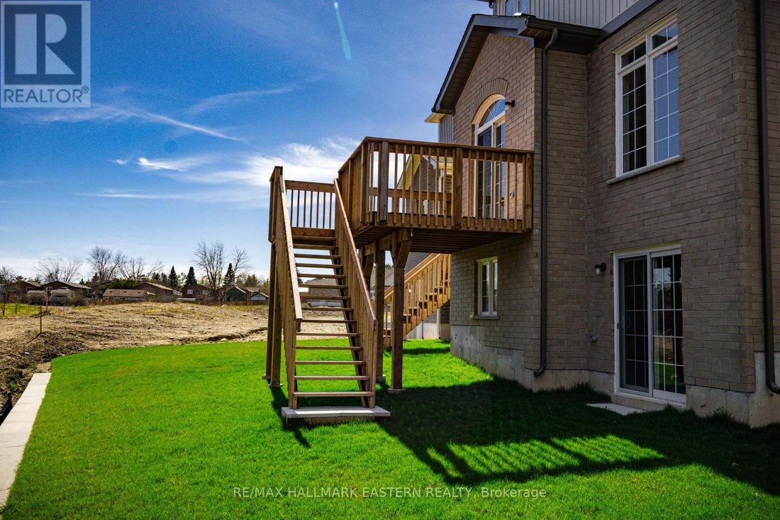 37 Coldbrook Drive, Cavan Monaghan (Millbrook Village), Ontario  L0A 1G0 - Photo 35 - X12171145
