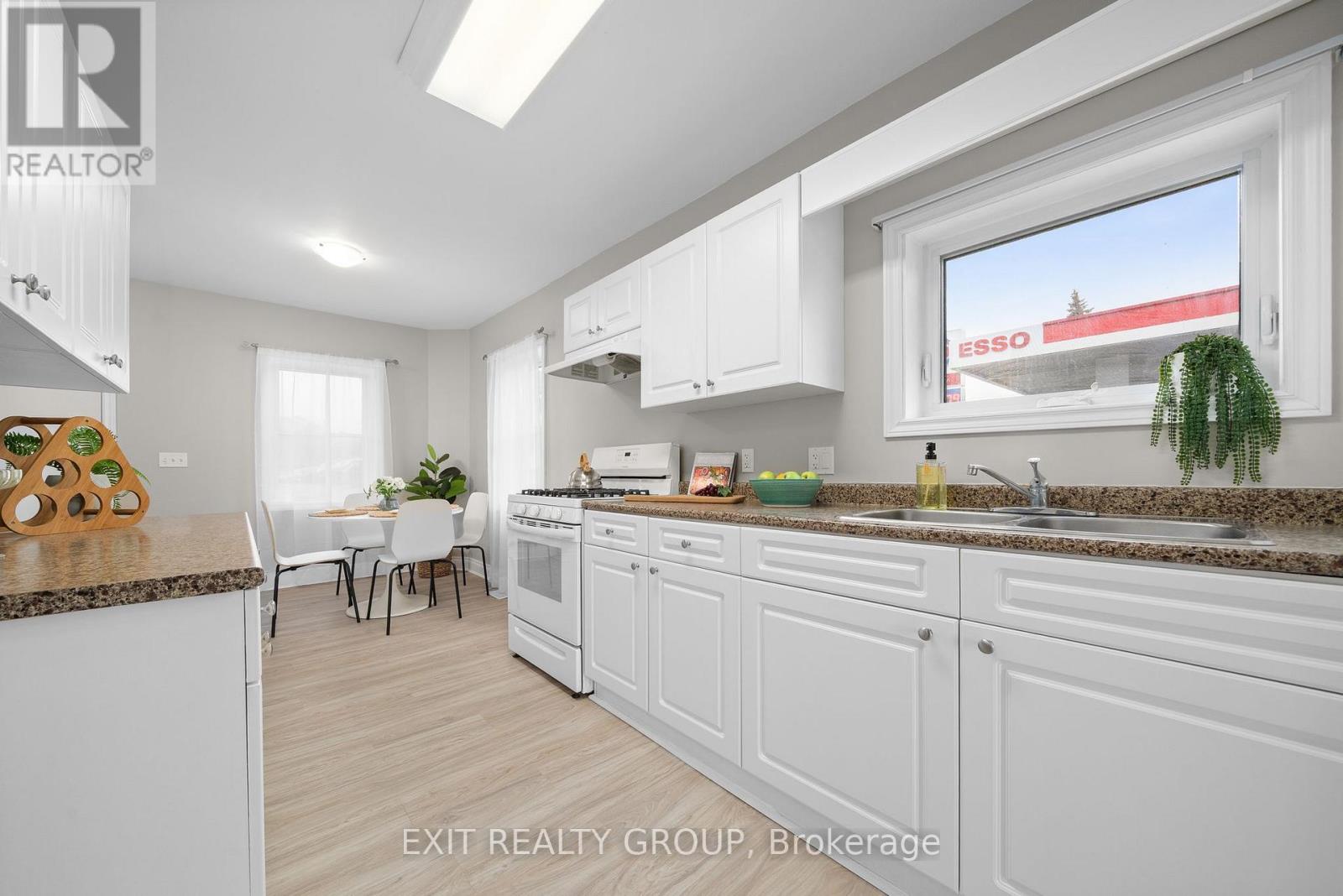 74 Front Street N, Trent Hills (Campbellford), Ontario  K0L 1L0 - Photo 7 - X12171393