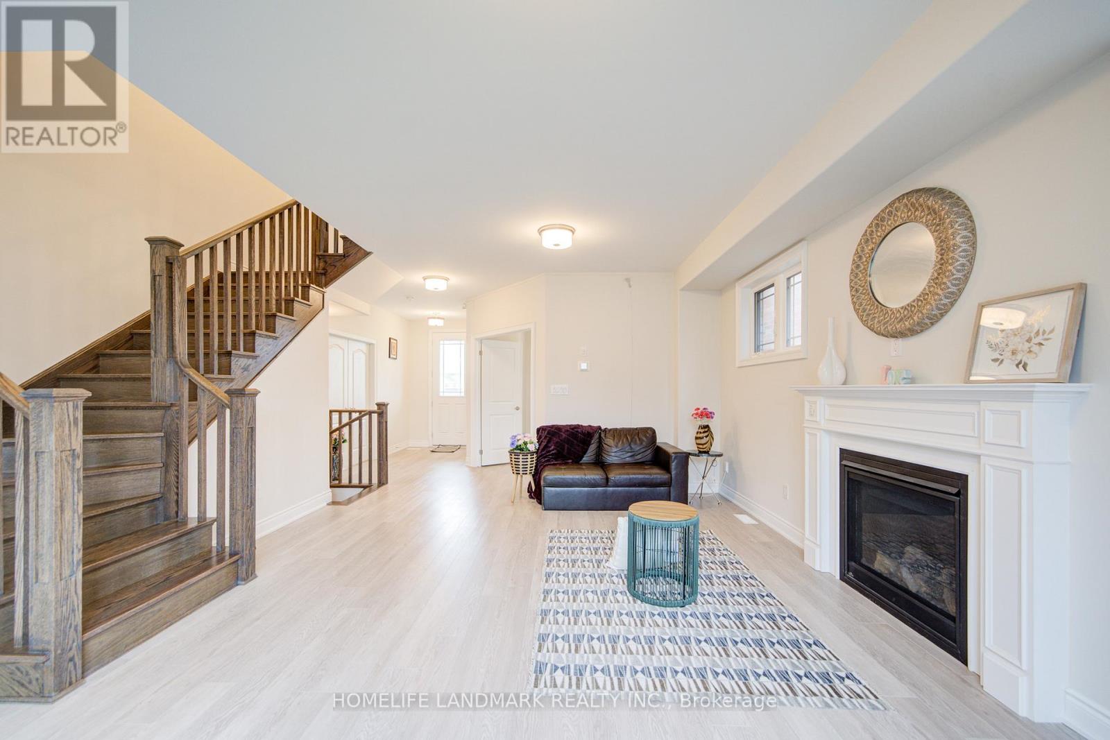 704 Whetstone Lane, Peterborough North (North), Ontario  K9H 0H9 - Photo 15 - X12172478