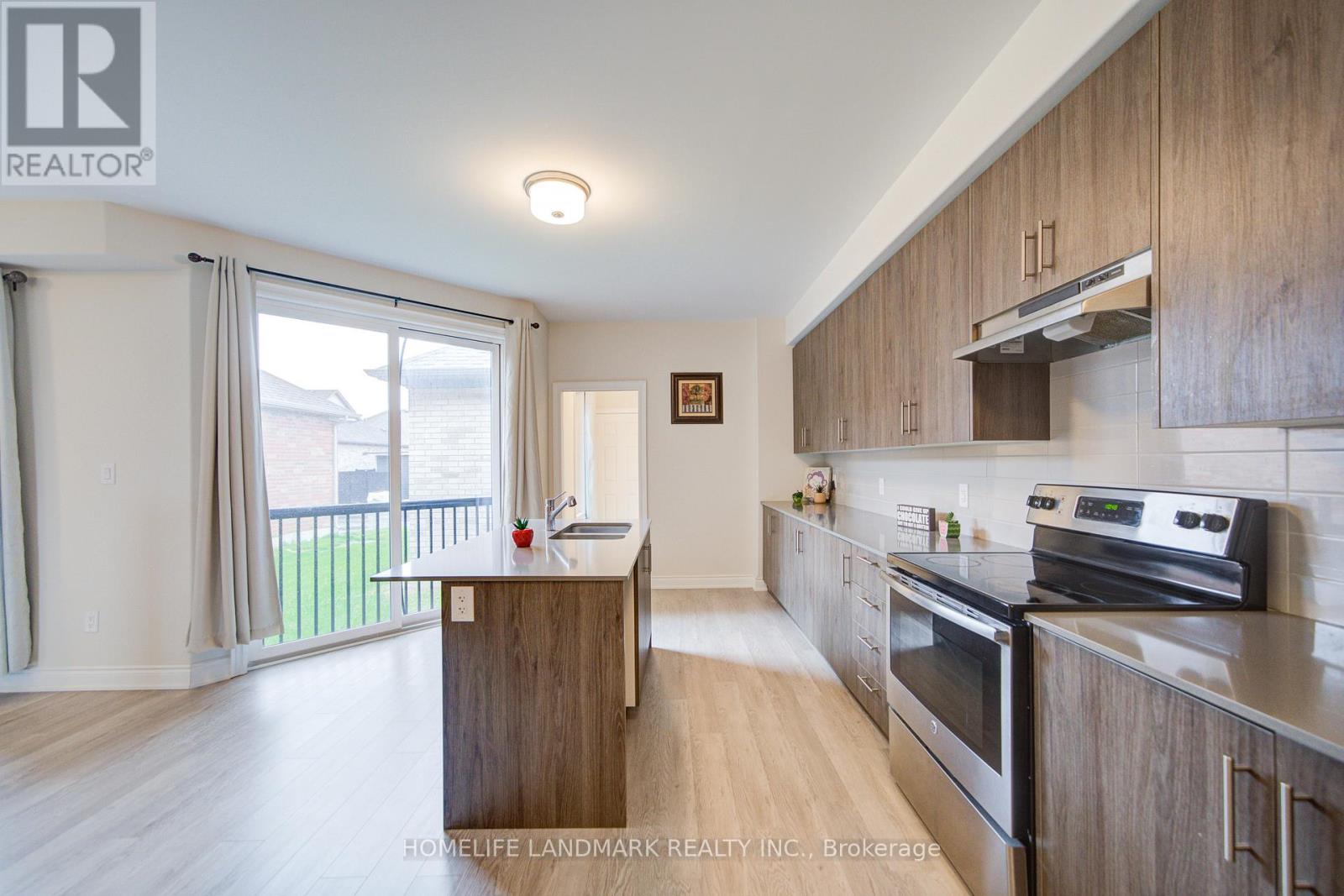 704 Whetstone Lane, Peterborough North (North), Ontario  K9H 0H9 - Photo 21 - X12172478
