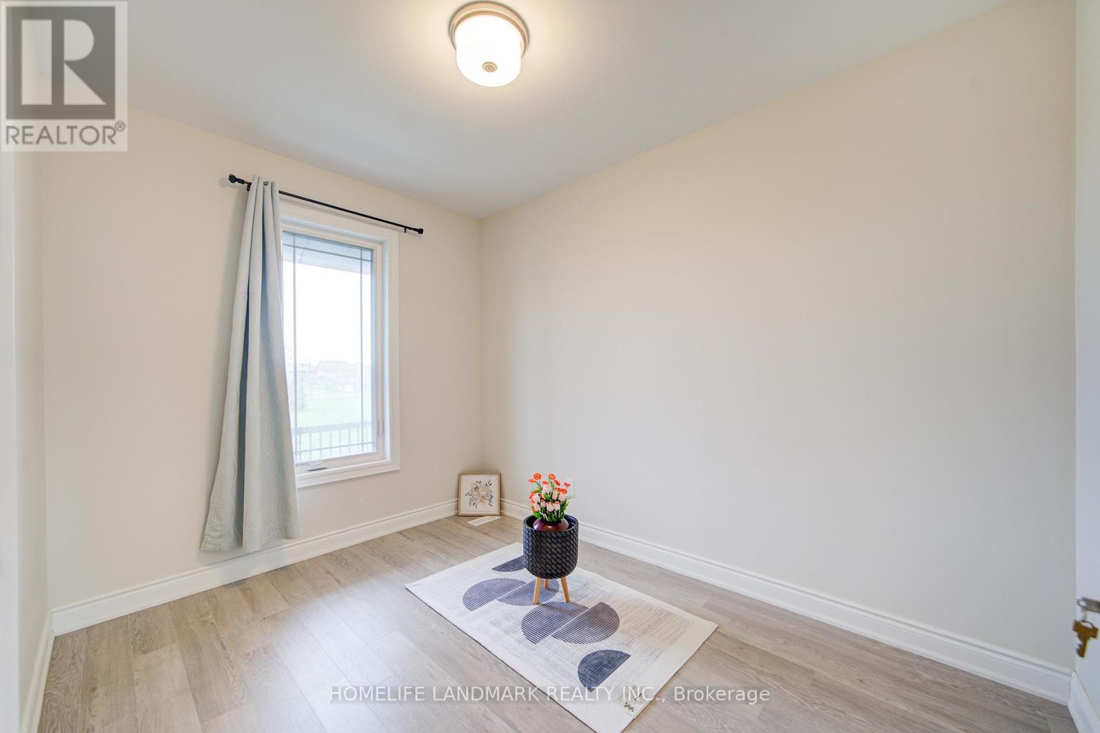 704 Whetstone Lane, Peterborough North (North), Ontario  K9H 0H9 - Photo 9 - X12172478