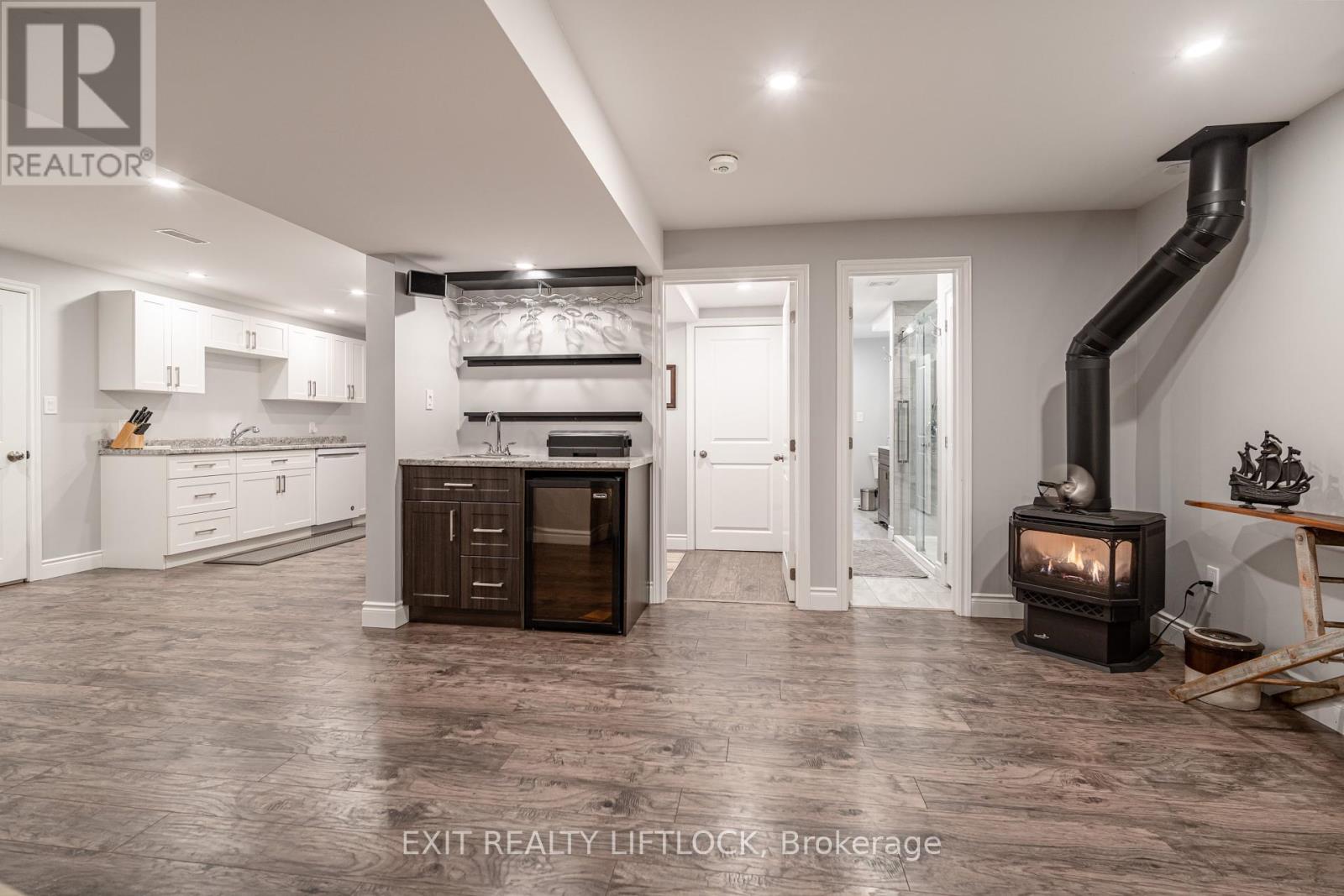68 Champlain Crescent, Peterborough North (University Heights), Ontario  K9L 1T1 - Photo 23 - X12172569