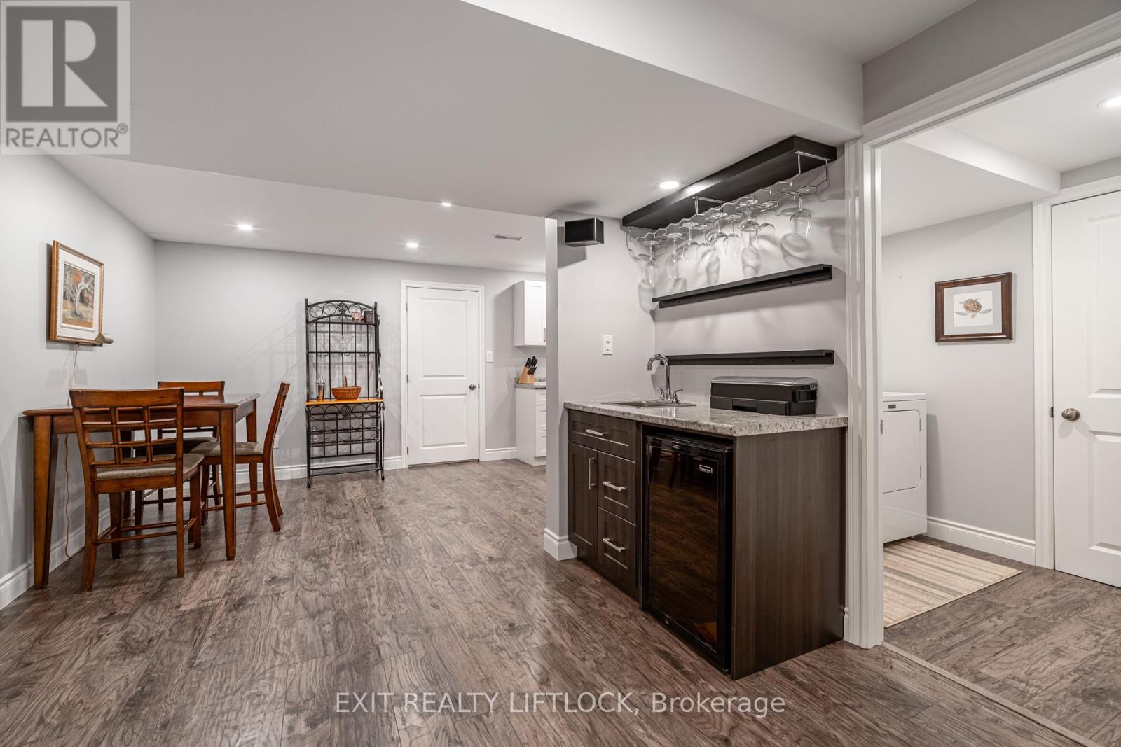 68 Champlain Crescent, Peterborough North (University Heights), Ontario  K9L 1T1 - Photo 24 - X12172569
