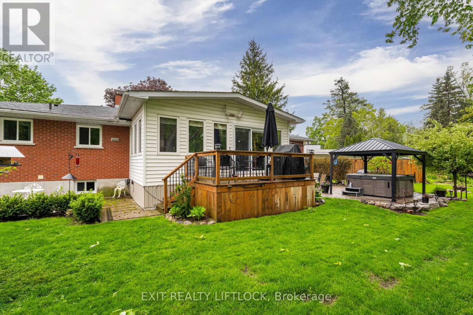 68 Champlain Crescent, Peterborough North (University Heights), Ontario  K9L 1T1 - Photo 33 - X12172569