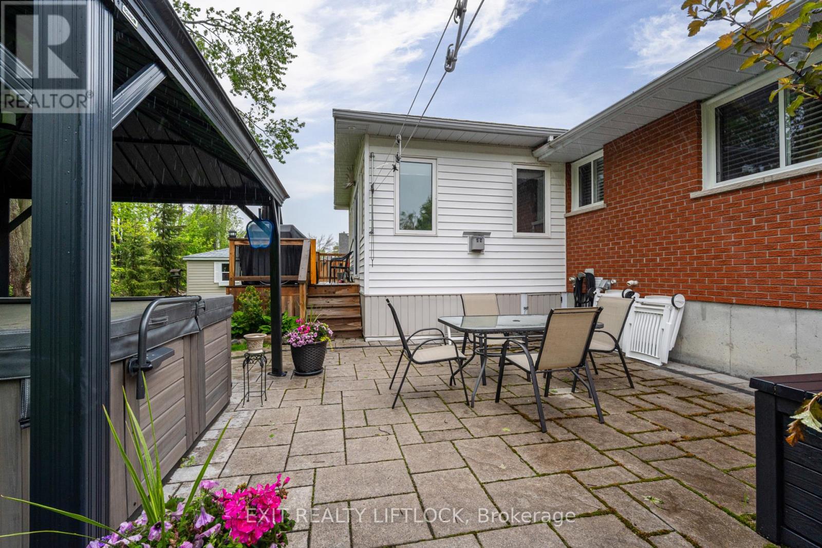 68 Champlain Crescent, Peterborough North (University Heights), Ontario  K9L 1T1 - Photo 36 - X12172569