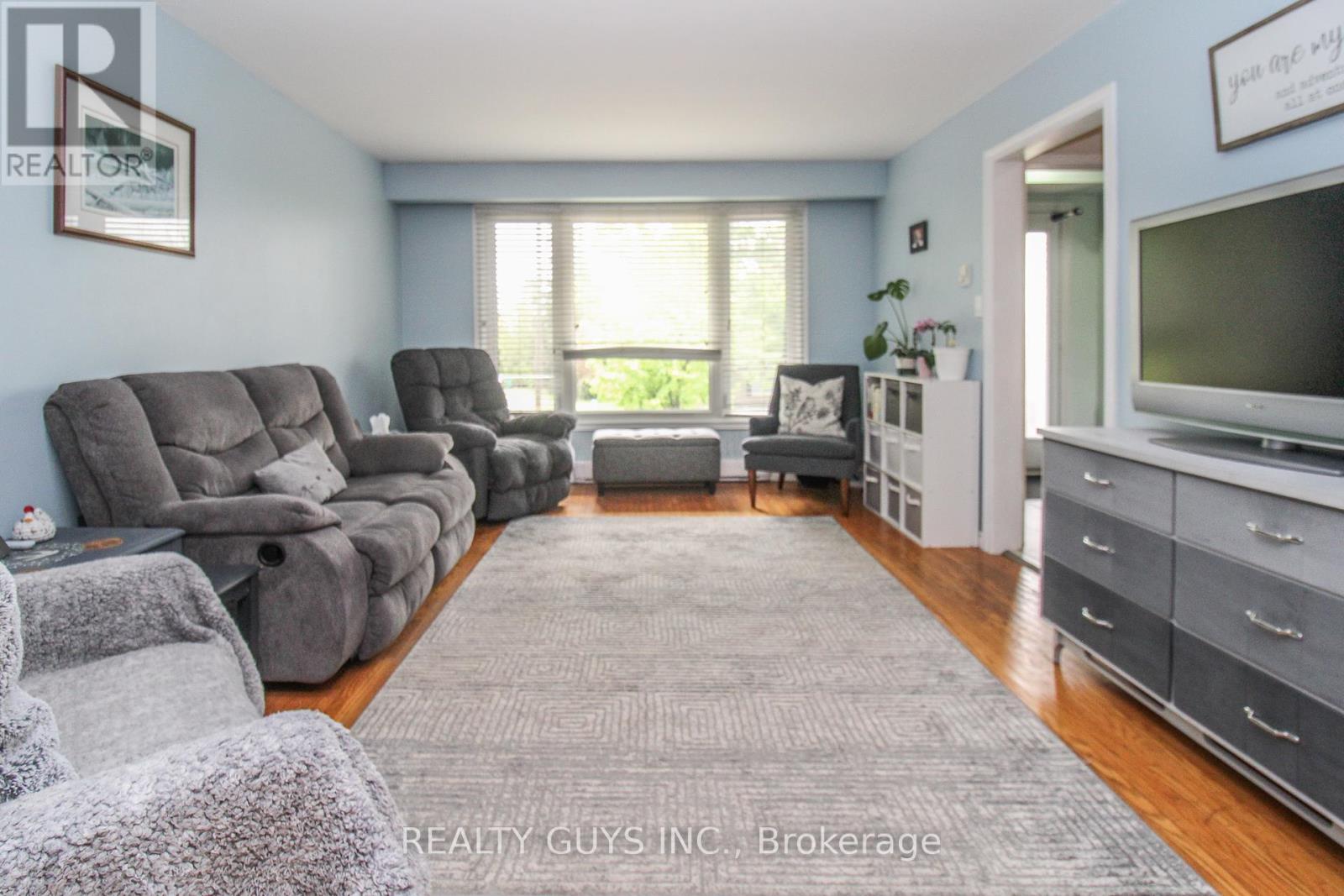 428 Southpark Drive, Peterborough South (East), Ontario  K9J 1C2 - Photo 13 - X12172724