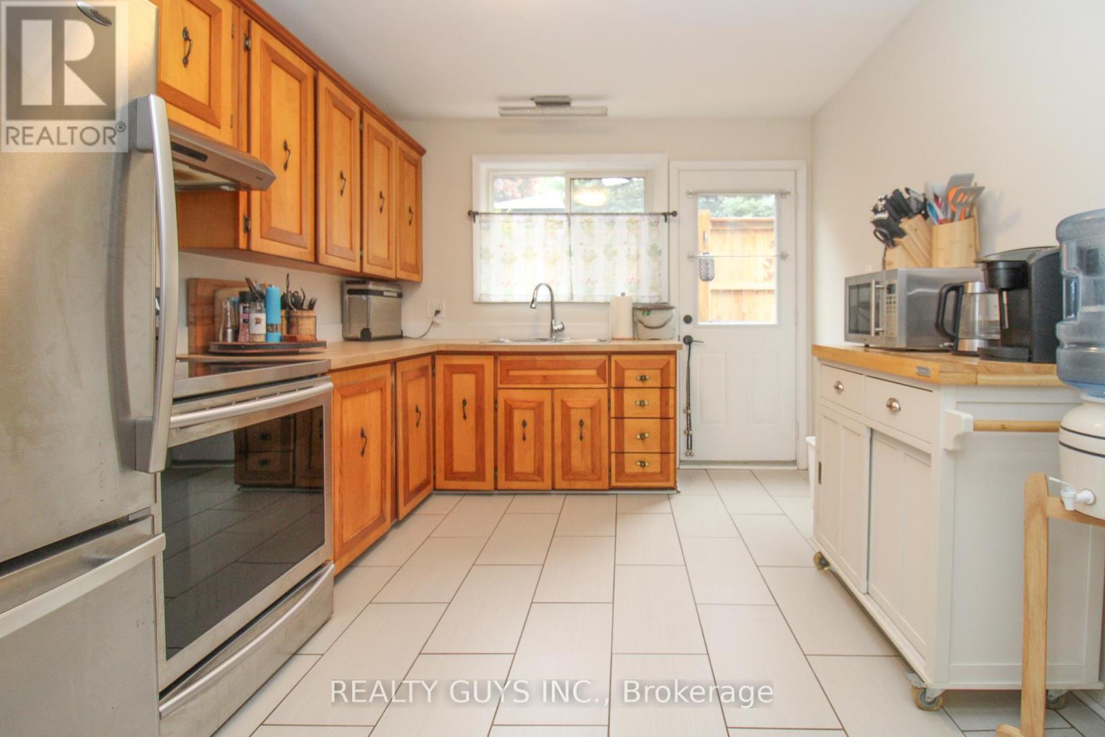 428 Southpark Drive, Peterborough South (East), Ontario  K9J 1C2 - Photo 20 - X12172724