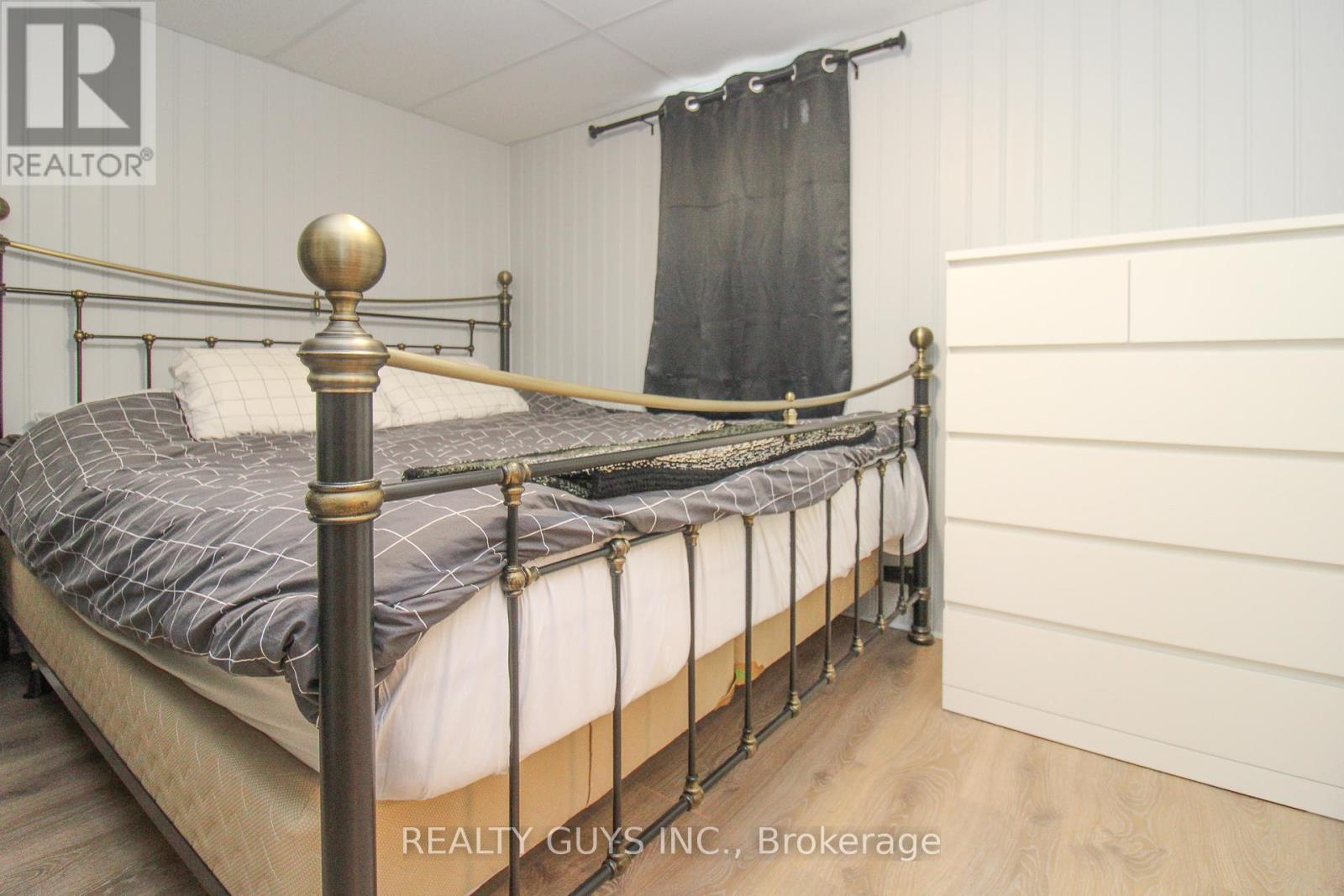 428 Southpark Drive, Peterborough South (East), Ontario  K9J 1C2 - Photo 36 - X12172724