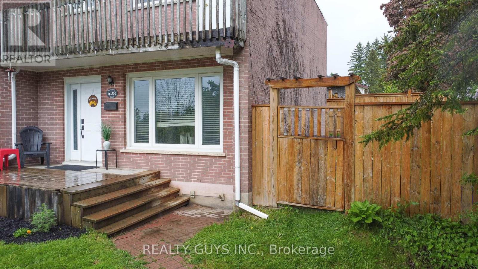 428 Southpark Drive, Peterborough South (East), Ontario  K9J 1C2 - Photo 5 - X12172724