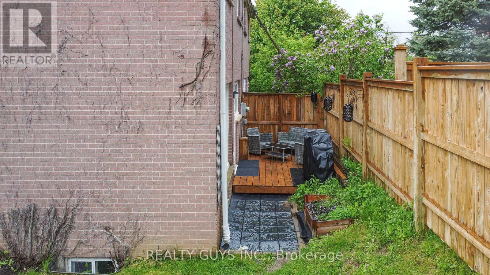 428 Southpark Drive, Peterborough South (East), Ontario  K9J 1C2 - Photo 7 - X12172724