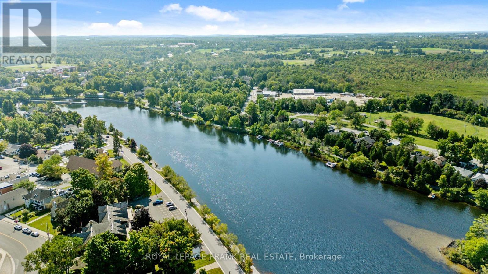 9 Hague Boulevard, Smith-Ennismore-Lakefield (Lakefield), Ontario  K0L 2H0 - Photo 43 - X12173056