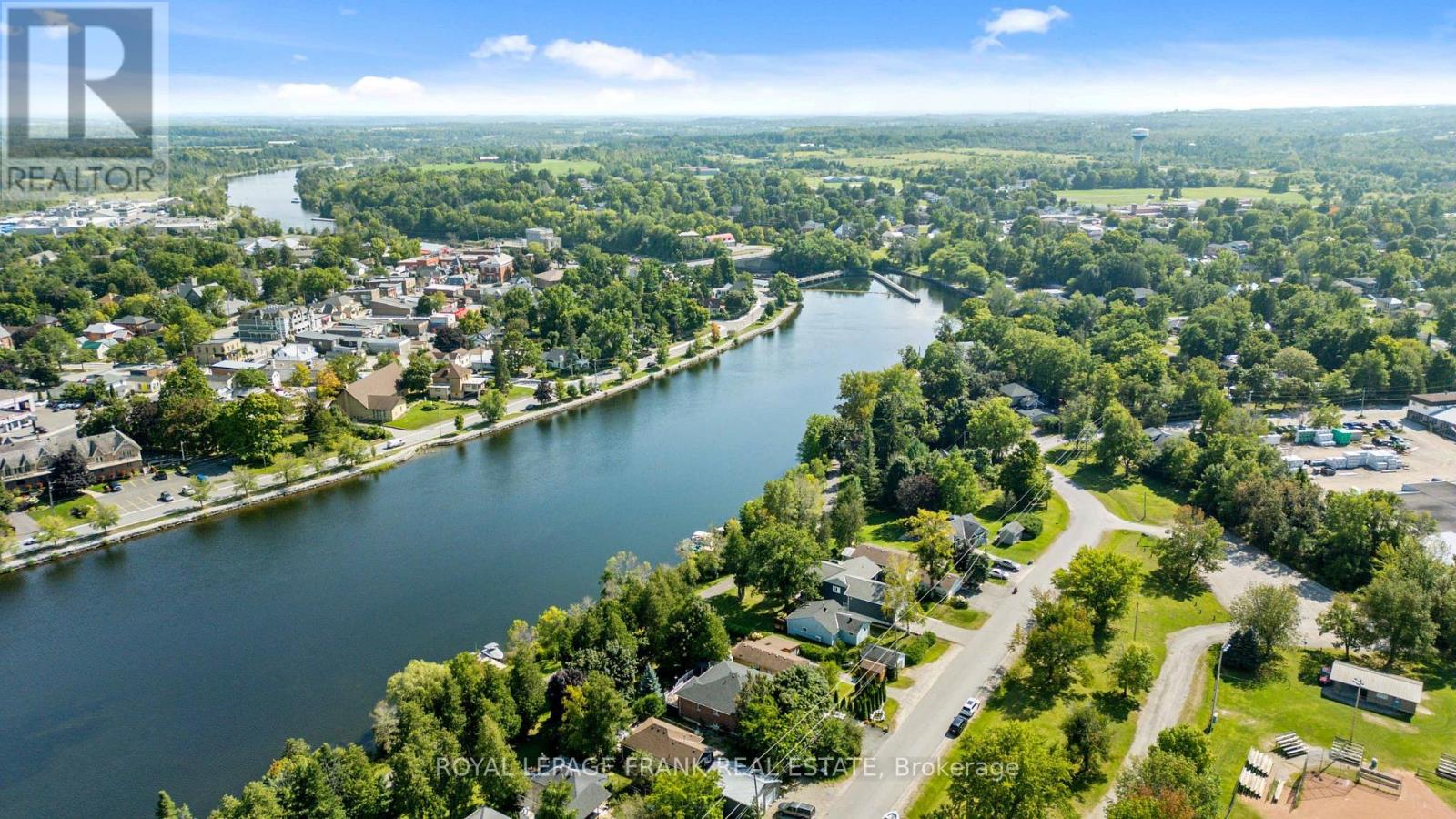 9 Hague Boulevard, Smith-Ennismore-Lakefield (Lakefield), Ontario  K0L 2H0 - Photo 44 - X12173056